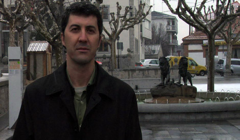 Oscar de Julian doppleganger almeria en corto
